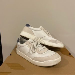 White, Cream, Beige and Navy leather/ suede Keds sneakers